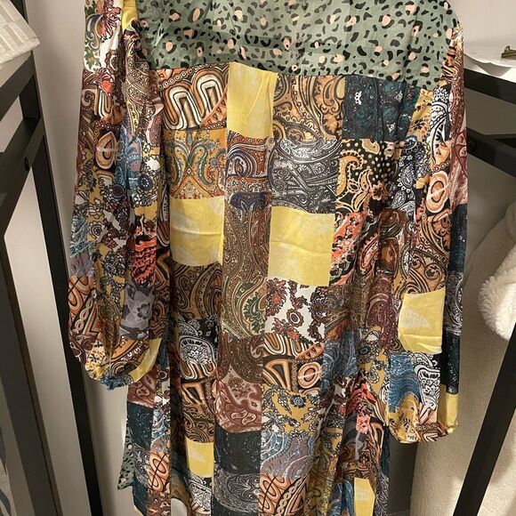 Unique Gorgeous Sheer Animal Print Kimono Cardigan - Picture 2 of 11